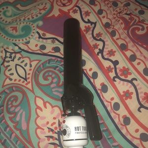 Hot tools curling iron